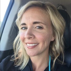 Meet your Posher, Leslileslie